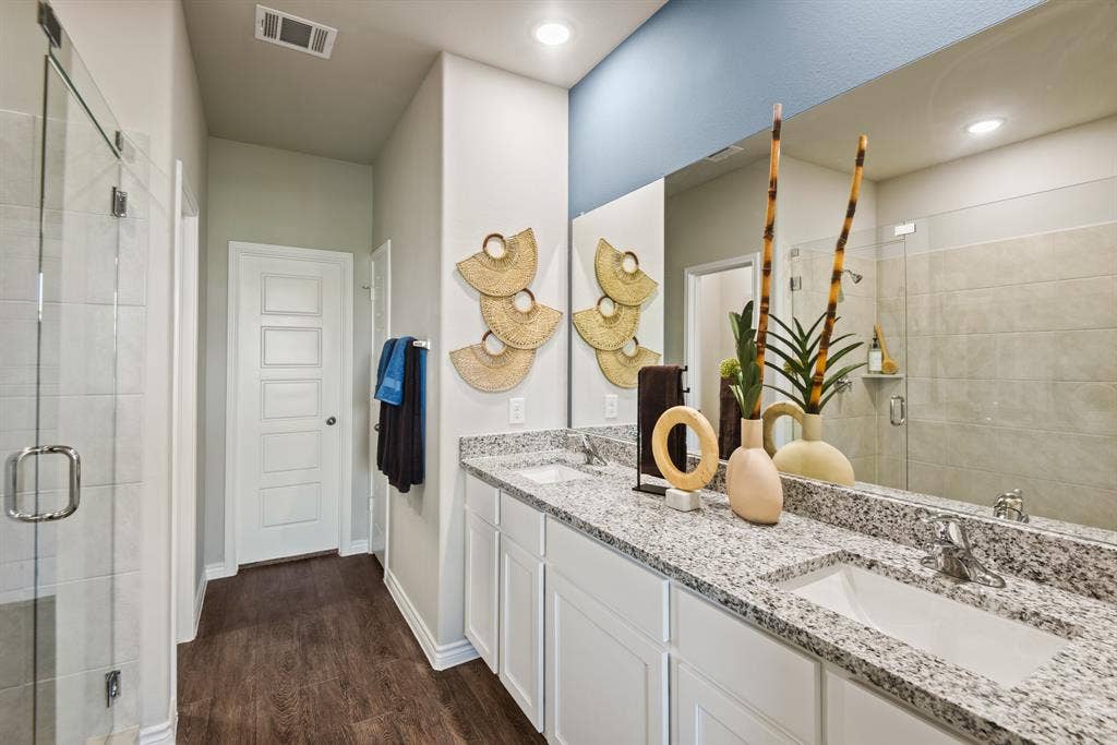 Photos are a representation of the floor plan. Options and interior selections will vary.