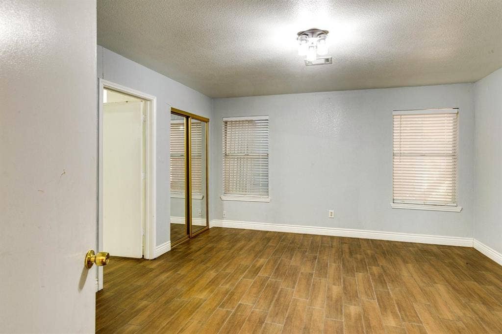 5303 Waterford Drive, Mesquite, TX 75150