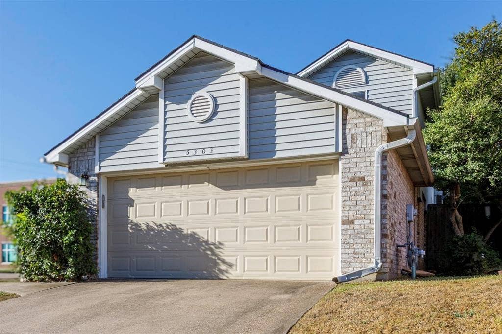 5303 Waterford Drive, Mesquite, TX 75150