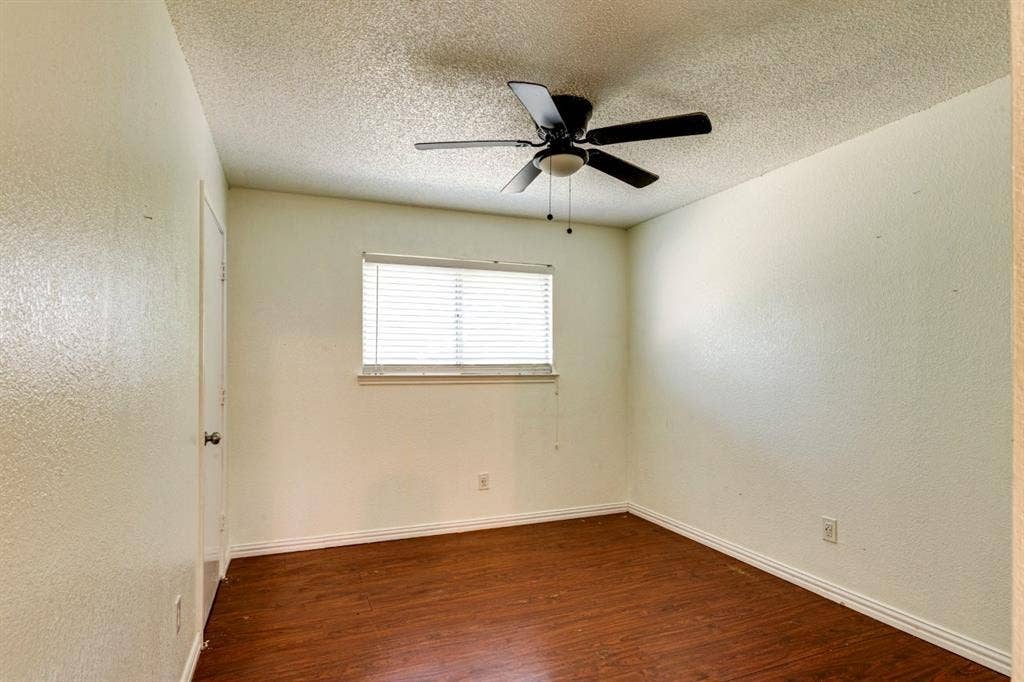 5303 Waterford Drive, Mesquite, TX 75150