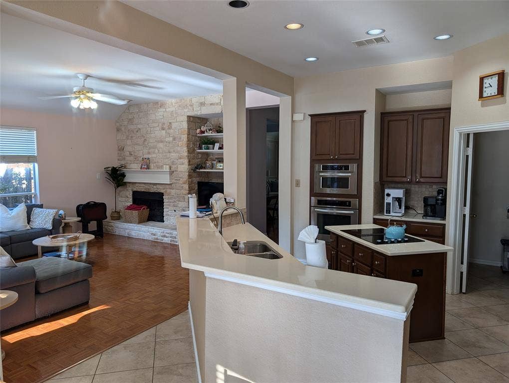 6821 Patrick Lane, Plano, TX 75024 6821 Patrick Lane, Plano, TX 75024