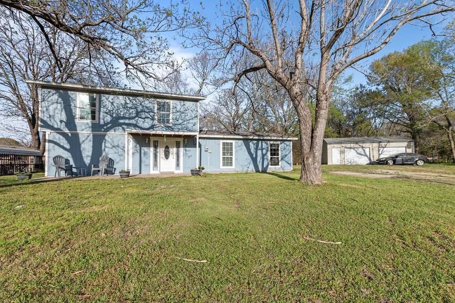 Property photo for 303 Whispering Oaks Trail, Payne Springs, TX