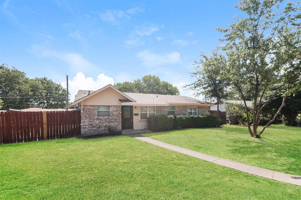 1600 Judy Drive, Plano, TX 75074 1600 Judy Drive, Plano, TX 75074