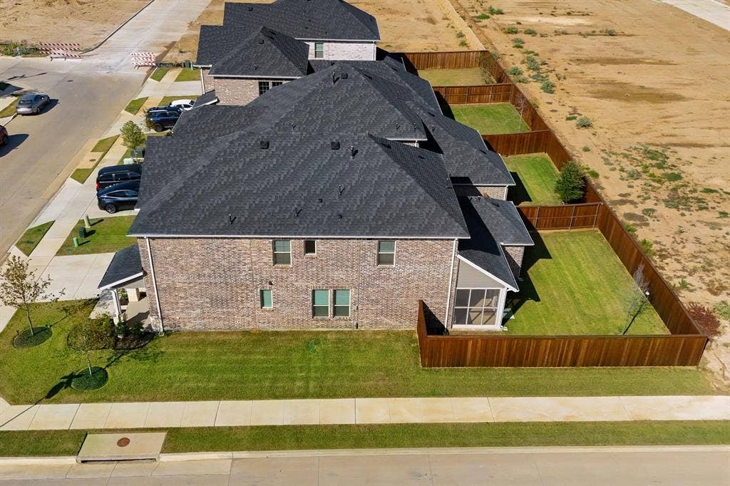 140 Ashbrook Street, Little Elm, TX 75068