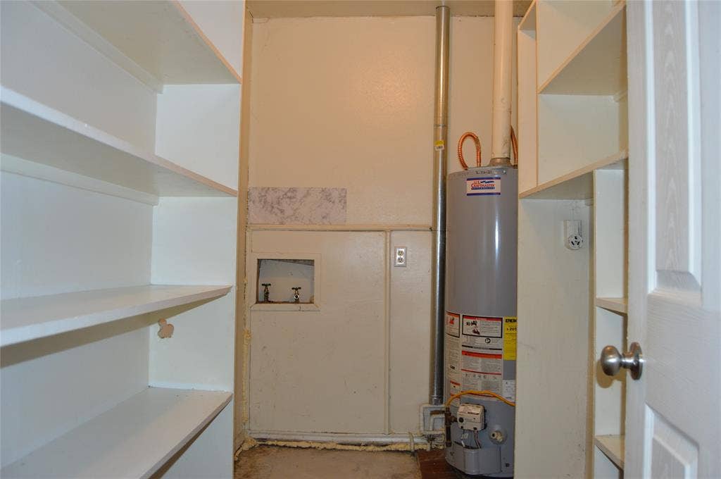 2603 Mayo Street, Commerce, TX 75428 Pantry and storage in laundry