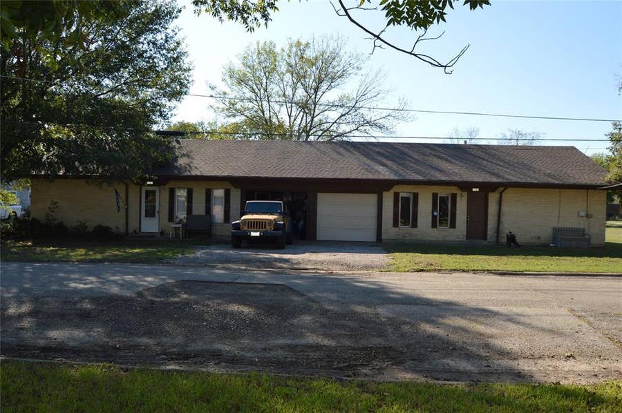 Property photo for 2603 Mayo Street, Commerce, TX