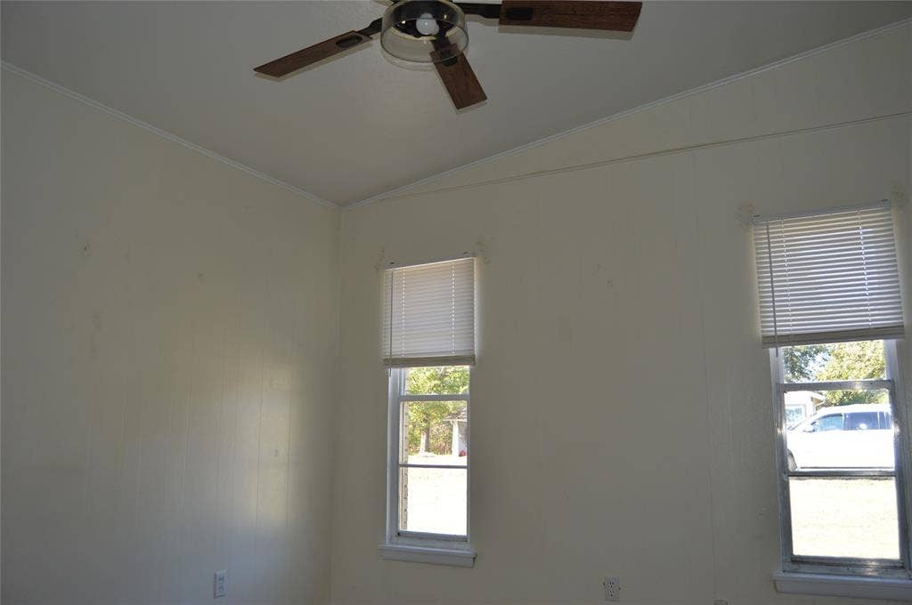 2603 Mayo Street, Commerce, TX 75428 2603 Mayo Street, Commerce, TX 75428
