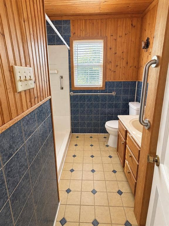 512 E Charles Street, Riesel, TX 76682