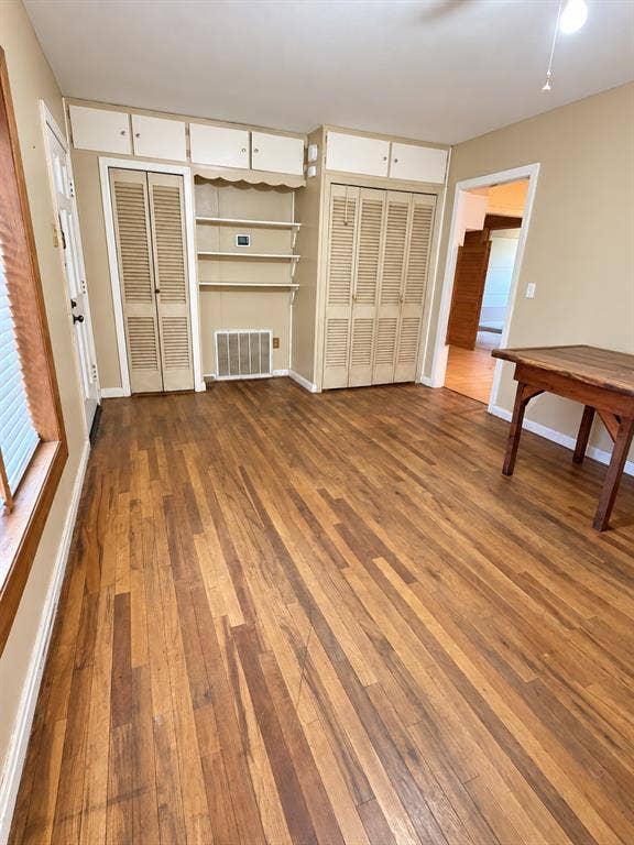 512 E Charles Street, Riesel, TX 76682