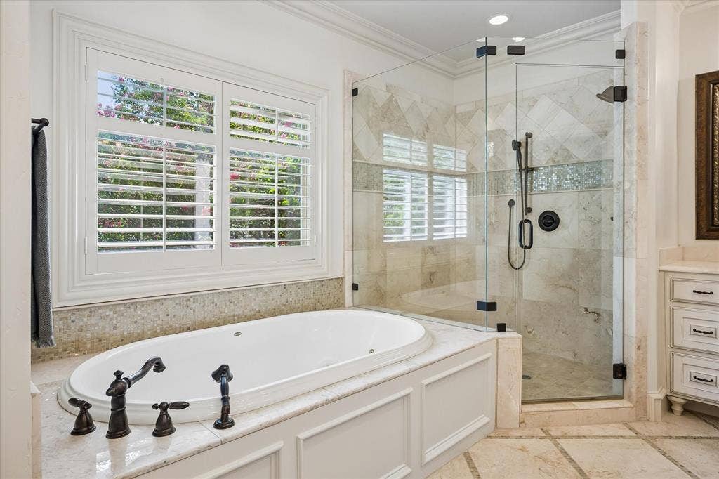 6952 Kenwood Avenue, Dallas, TX 75214 6952 Kenwood Avenue, Dallas, TX 75214