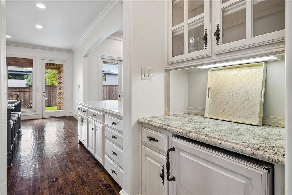 6952 Kenwood Avenue, Dallas, TX 75214 6952 Kenwood Avenue, Dallas, TX 75214