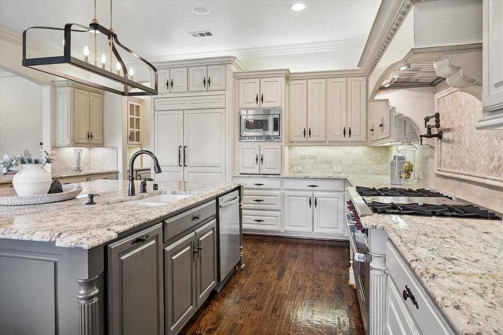 6952 Kenwood Avenue, Dallas, TX 75214 6952 Kenwood Avenue, Dallas, TX 75214