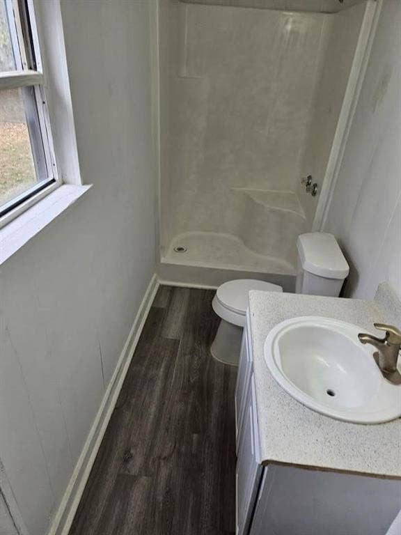 1104 S Columbia Street, Clarksville, TX 75426