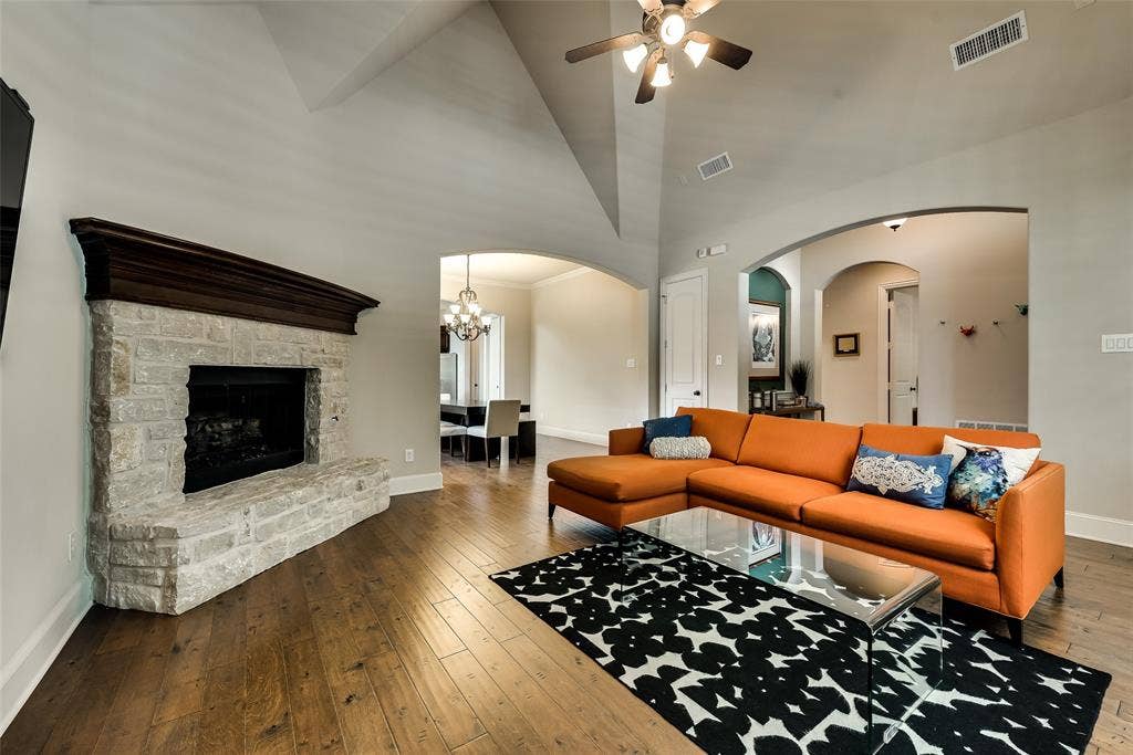 2501 Lady Viviane Lane, Lewisville, TX 75056
