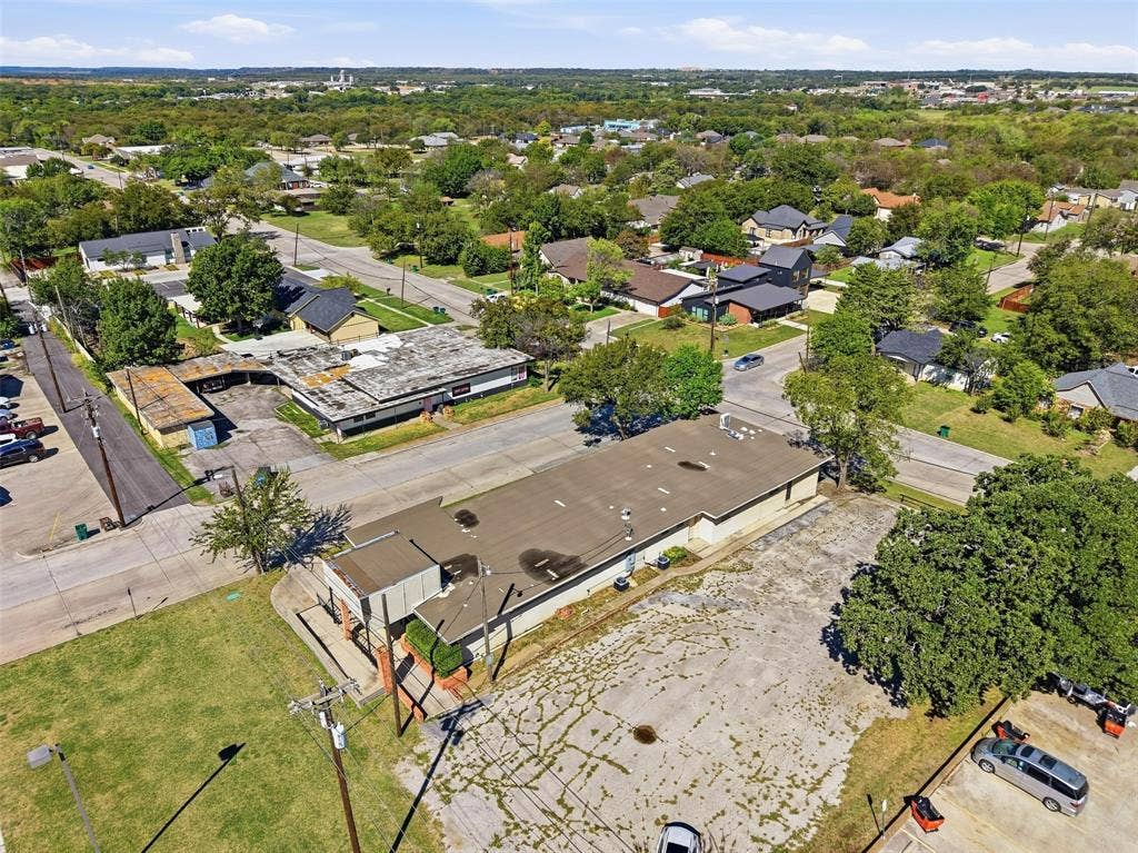 1306 13th Street, Bridgeport, TX 76426