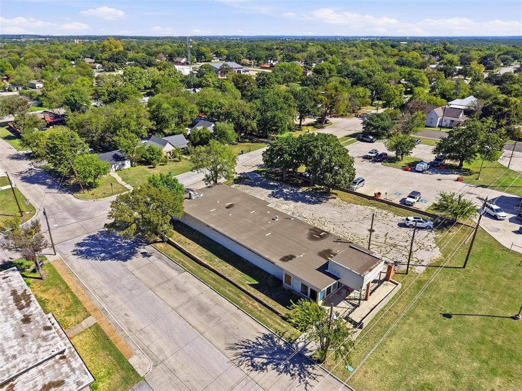 1306 13th Street, Bridgeport, TX 76426