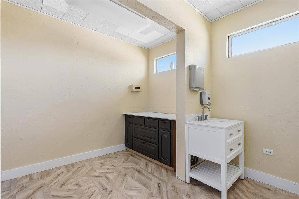 1306 13th Street, Bridgeport, TX 76426