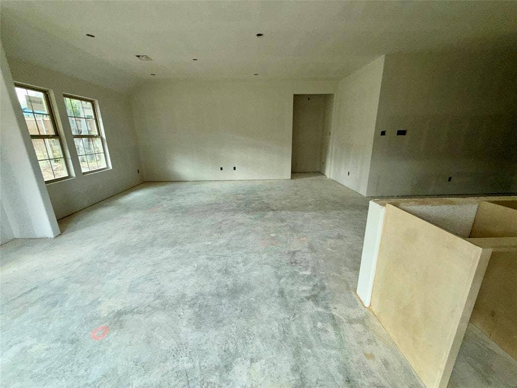 427 32nd Street, Grand Prairie, TX 75050 427 32nd Street, Grand Prairie, TX 75050