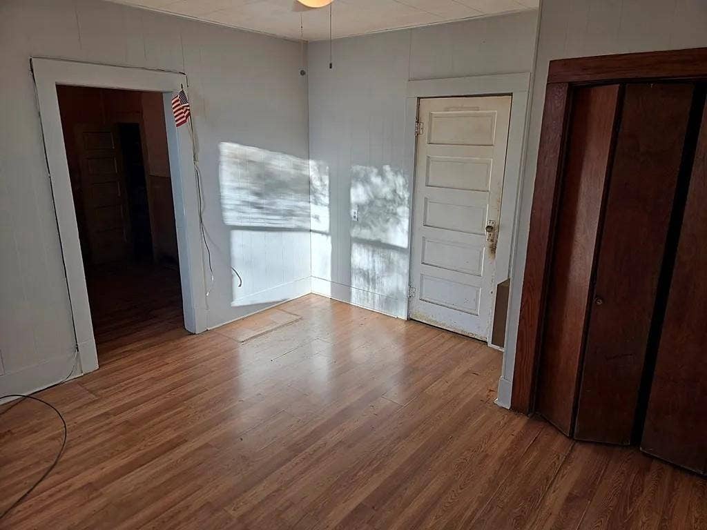 809 W 3rd Street, Clarksville, TX 75426 809 W 3rd Street, Clarksville, TX 75426