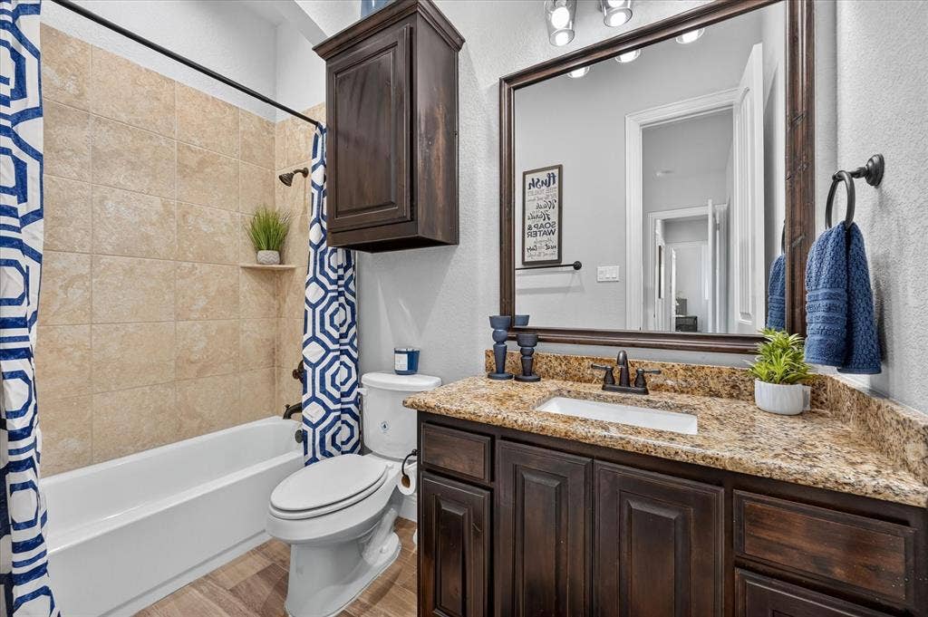2310 River Bend Court, Midlothian, TX 76065 Ensuite