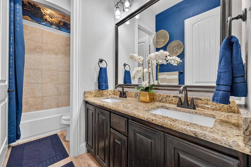 2310 River Bend Court, Midlothian, TX 76065 2310 River Bend Court, Midlothian, TX 76065