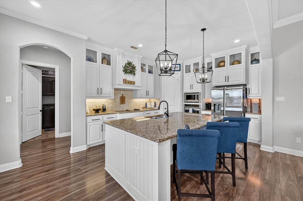 2310 River Bend Court, Midlothian, TX 76065 2310 River Bend Court, Midlothian, TX 76065