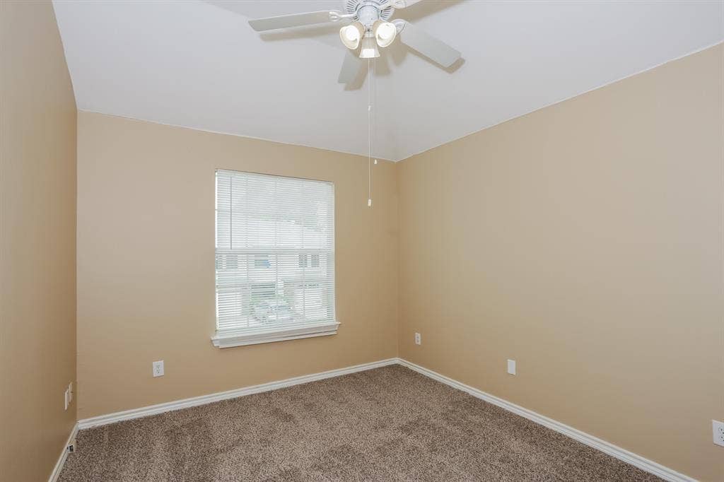 3966 Oceanside Drive, Euless, TX 76040