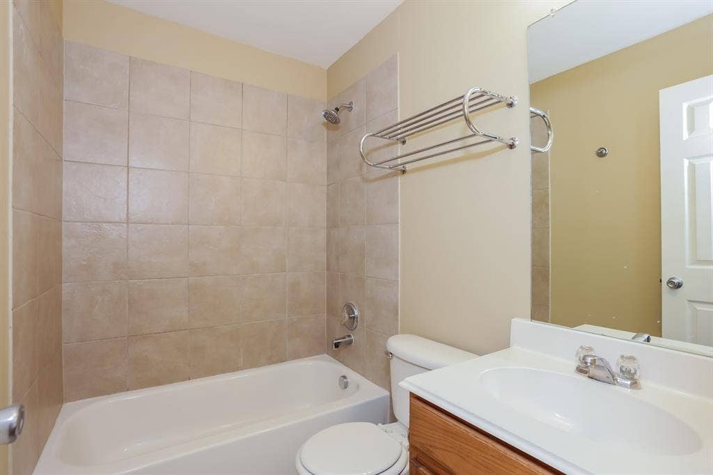 3966 Oceanside Drive, Euless, TX 76040