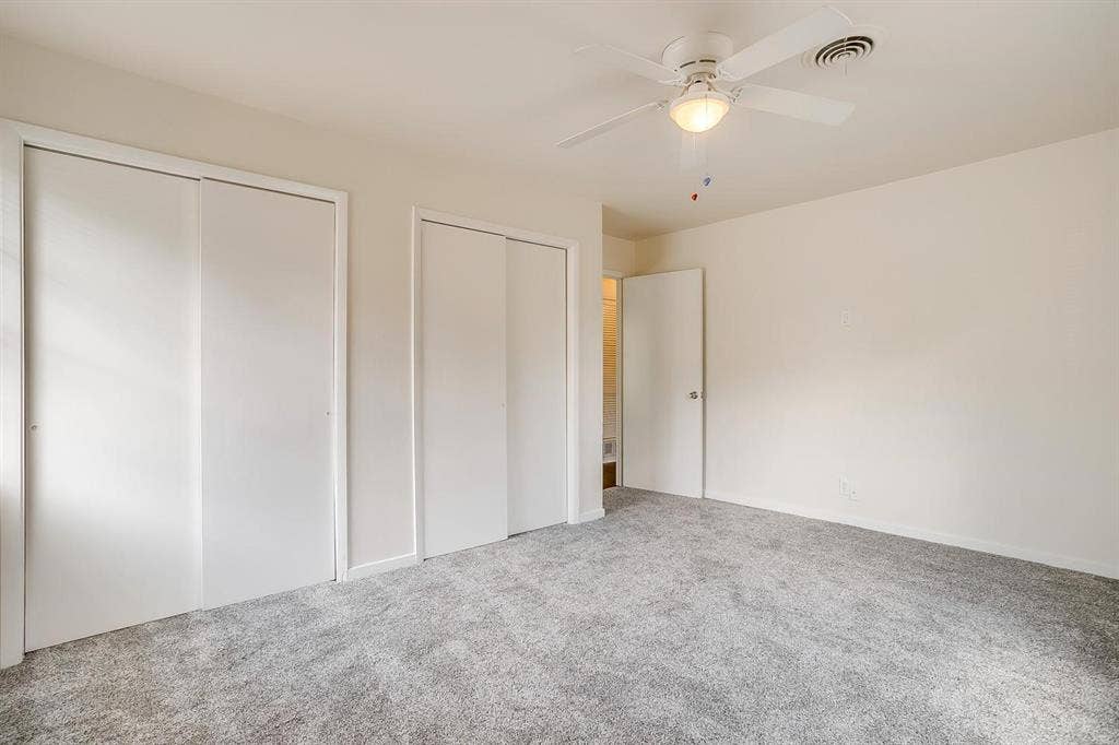 128 SE Robert Street, Burleson, TX 76028