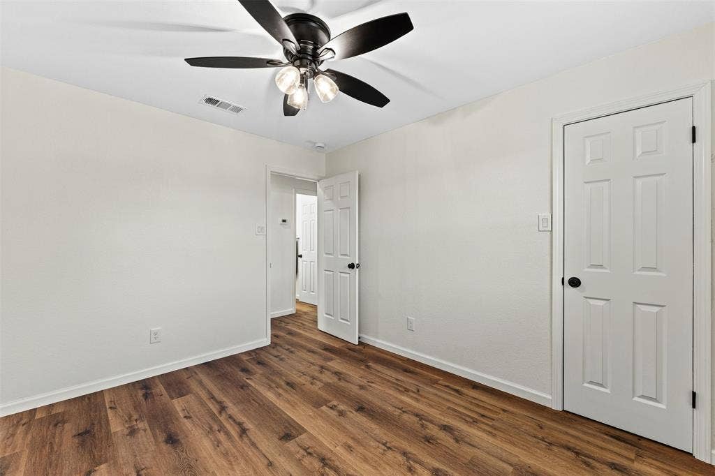 421 Dearborn Street, Waco, TX 76704 421 Dearborn Street, Waco, TX 76704