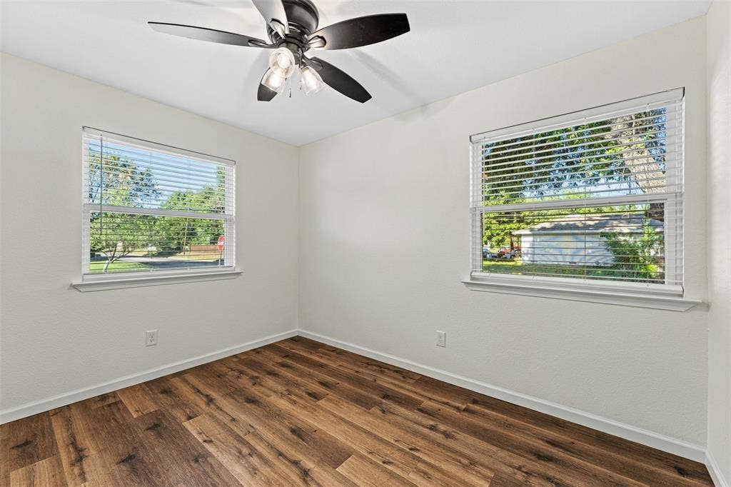 421 Dearborn Street, Waco, TX 76704 421 Dearborn Street, Waco, TX 76704