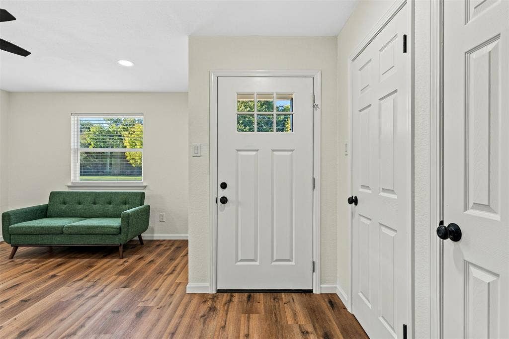 421 Dearborn Street, Waco, TX 76704 421 Dearborn Street, Waco, TX 76704