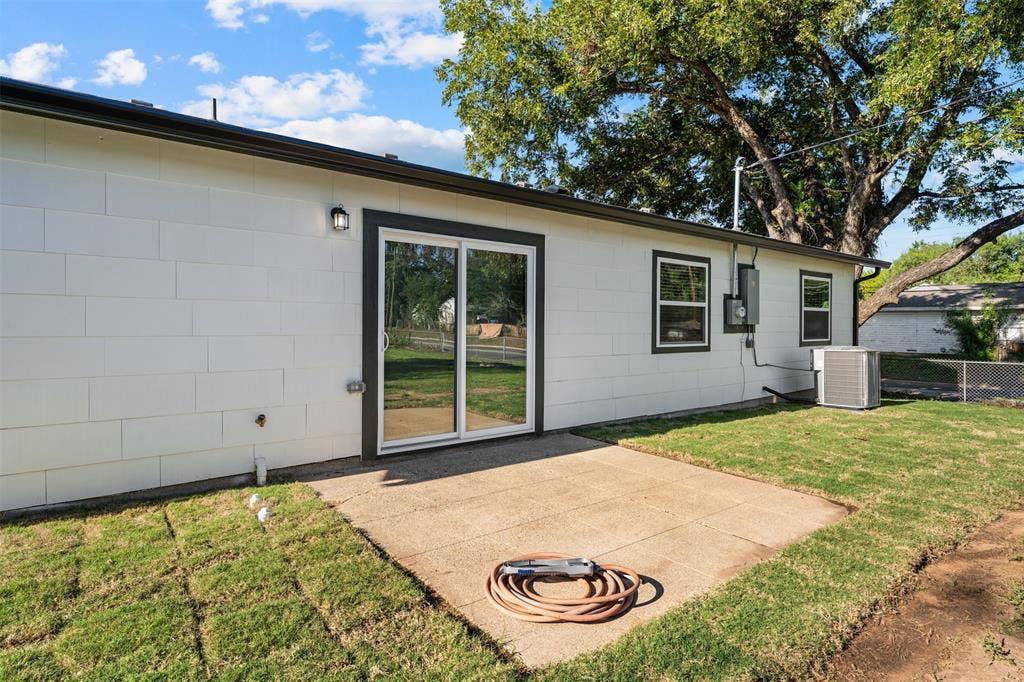 421 Dearborn Street, Waco, TX 76704 421 Dearborn Street, Waco, TX 76704