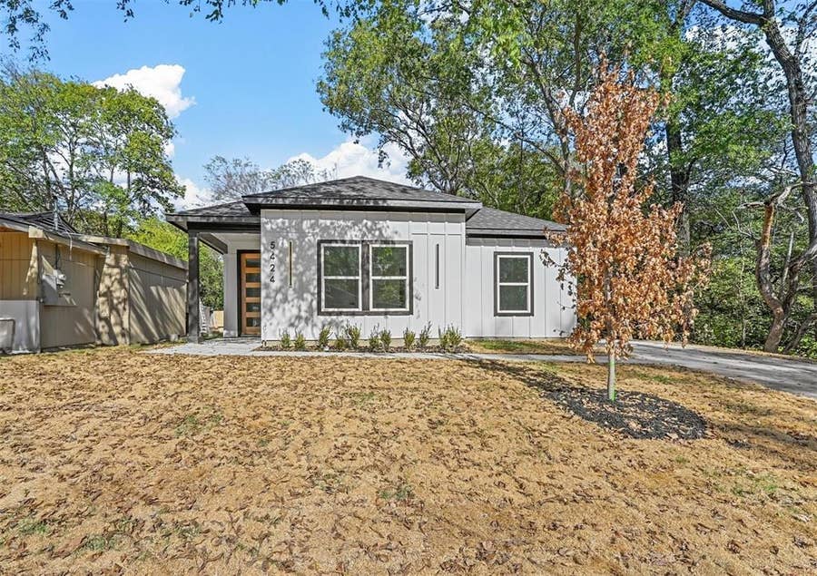 Property photo for 5424 Bourquin Street, Dallas, TX
