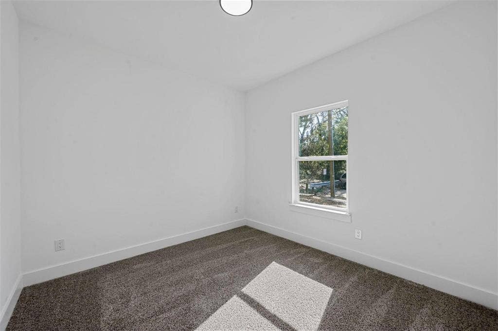 5424 Bourquin Street, Dallas, TX 75210 5424 Bourquin Street, Dallas, TX 75210