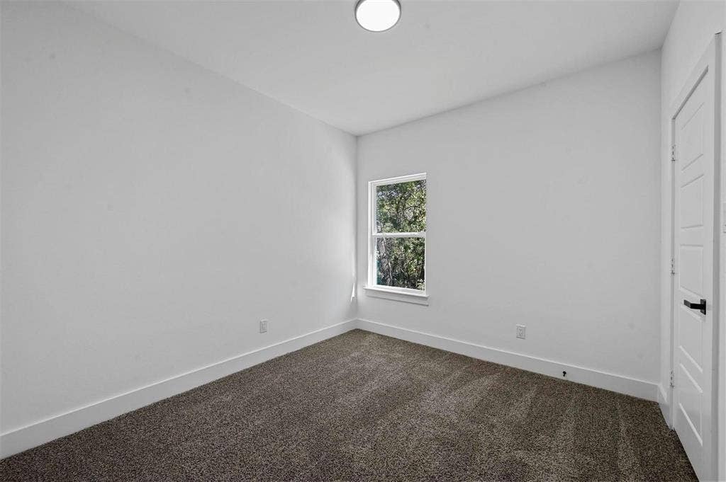 5424 Bourquin Street, Dallas, TX 75210 5424 Bourquin Street, Dallas, TX 75210