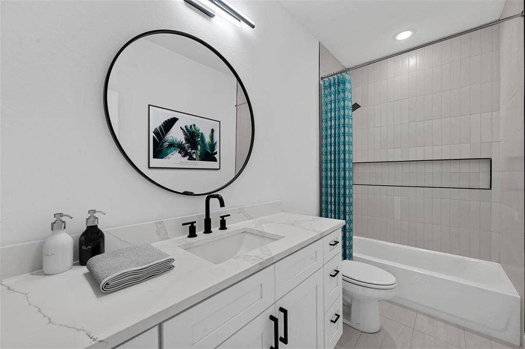 5424 Bourquin Street, Dallas, TX 75210 5424 Bourquin Street, Dallas, TX 75210