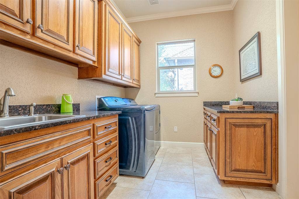 1903 Harbor Lakes Drive, Granbury, TX 76048 1903 Harbor Lakes Drive, Granbury, TX 76048