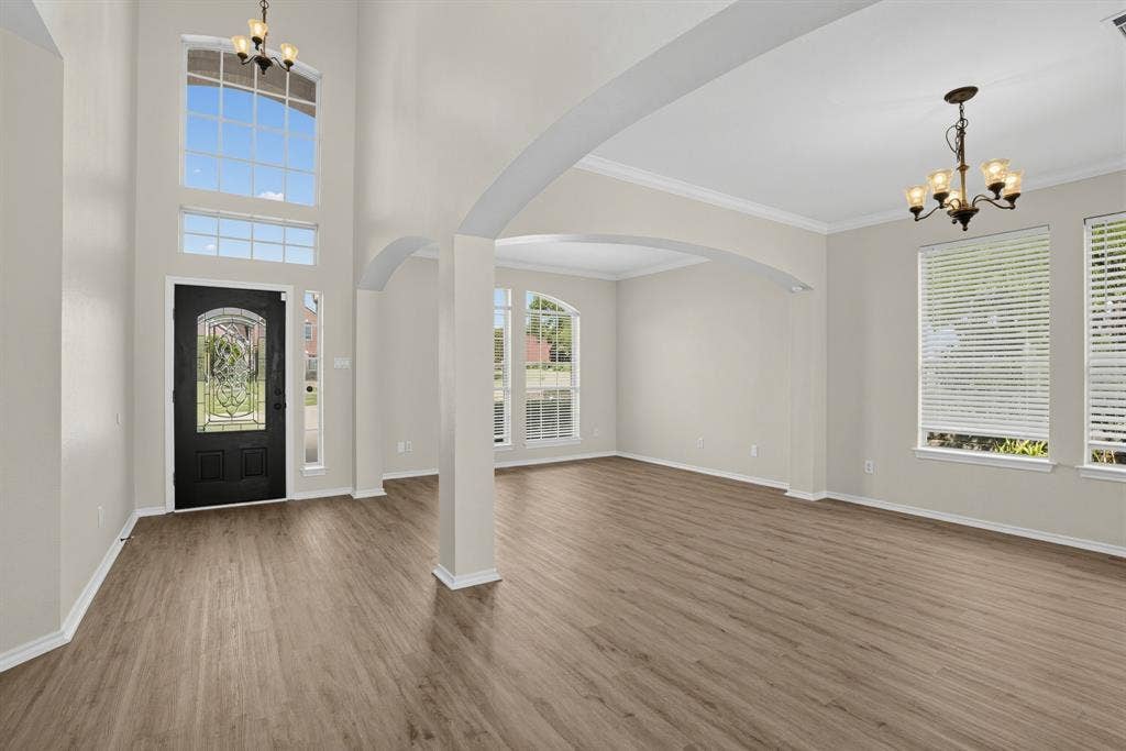 6408 Canyon Lake Drive, Dallas, TX 75249 6408 Canyon Lake Drive, Dallas, TX 75249
