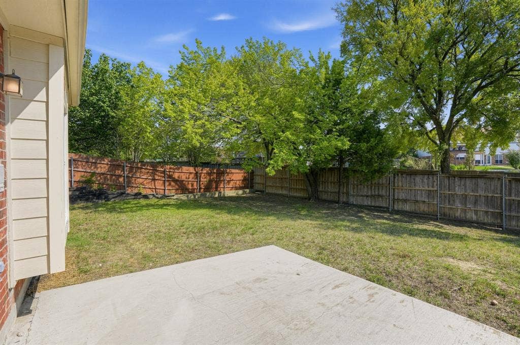6408 Canyon Lake Drive, Dallas, TX 75249 6408 Canyon Lake Drive, Dallas, TX 75249