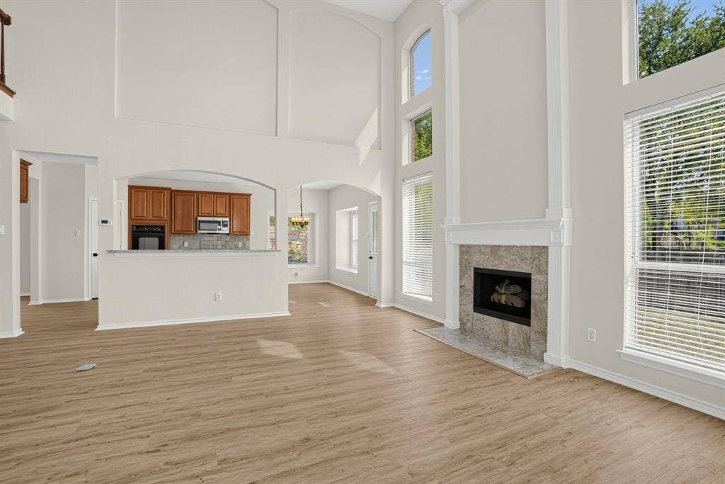 6408 Canyon Lake Drive, Dallas, TX 75249 6408 Canyon Lake Drive, Dallas, TX 75249
