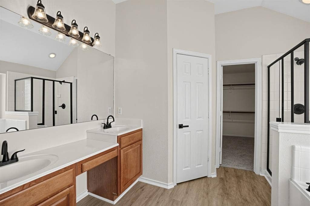 6408 Canyon Lake Drive, Dallas, TX 75249 6408 Canyon Lake Drive, Dallas, TX 75249