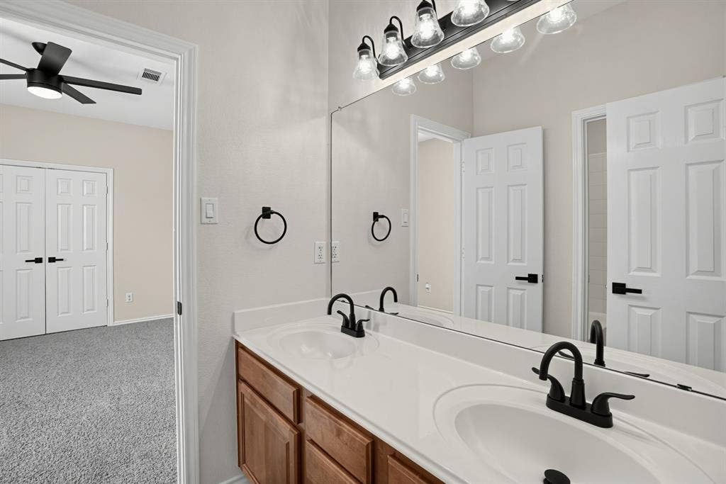 6408 Canyon Lake Drive, Dallas, TX 75249 6408 Canyon Lake Drive, Dallas, TX 75249