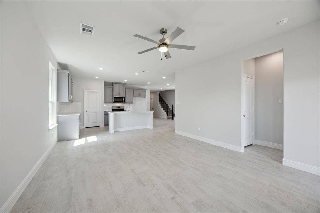 3015 Isla Terrace, Princeton, TX 75407 3015 Isla Terrace, Princeton, TX 75407