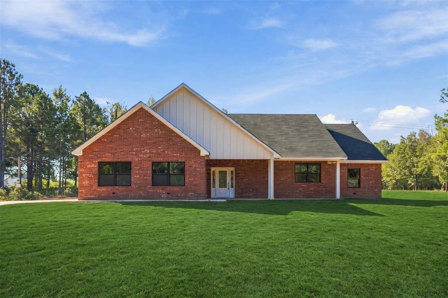 Property photo for 1707 CR 1670, Mount Pleasant, TX