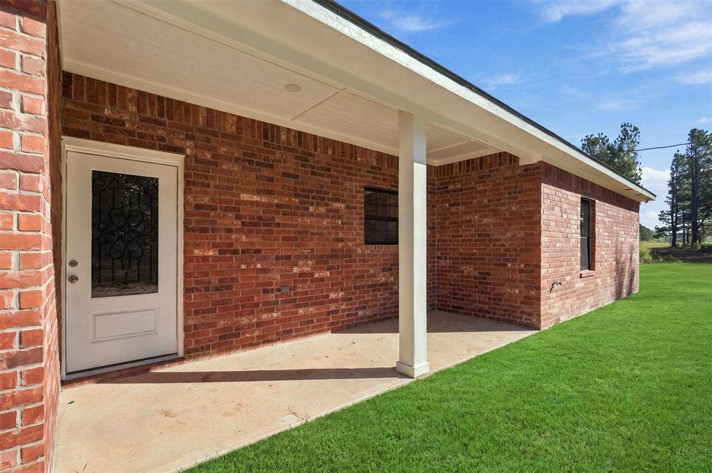 1707 CR 1670, Mount Pleasant, TX 75455