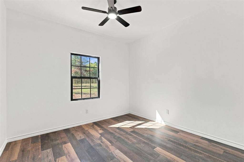 1707 CR 1670, Mount Pleasant, TX 75455