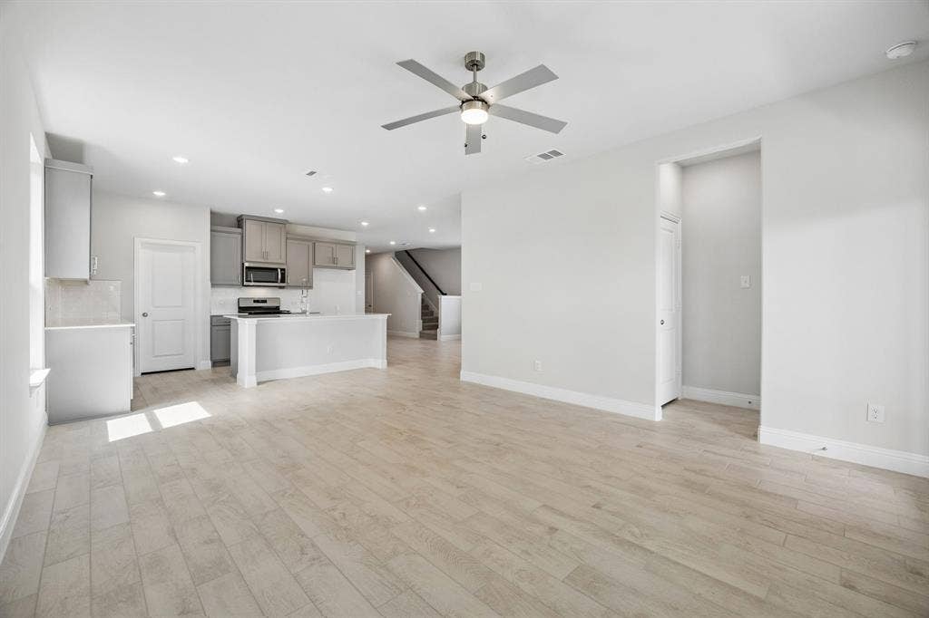 612 Aroco Bend, Princeton, TX 75407 Representative Photo - Not Actual Home *
