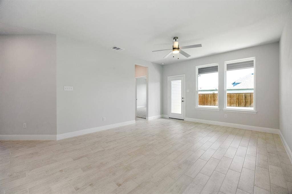 612 Aroco Bend, Princeton, TX 75407 Representative Photo - Not Actual Home *