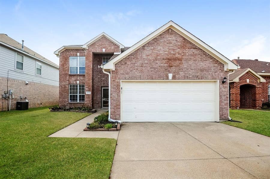 Property photo for 4713 Palm Ridge Drive, Fort Worth, TX